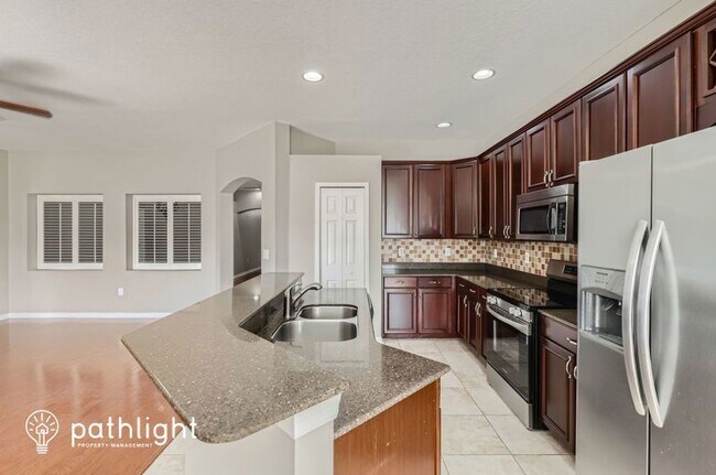 Building Photo - 15617 Durango Cir