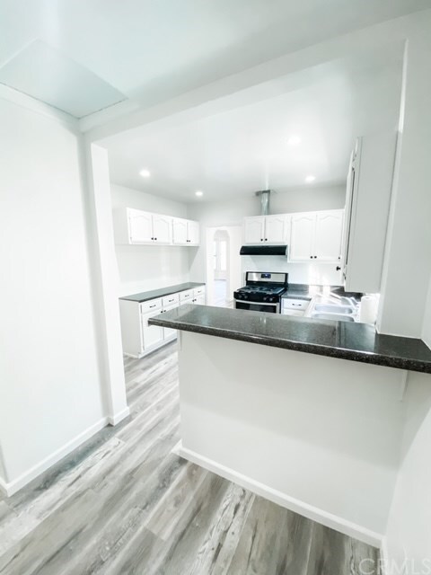 Foto del edificio - 1137 Miller Ave