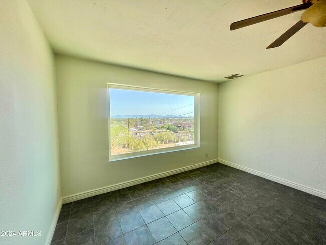 Foto del edificio - 11232 N 15th Ln