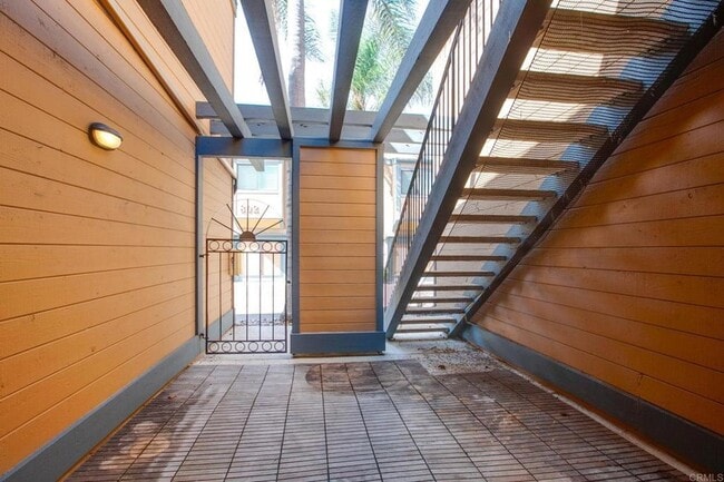 Building Photo - 801 Kalpati Cir