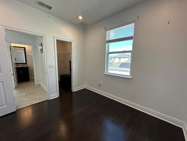 Foto del edificio - 8941 Sperry St