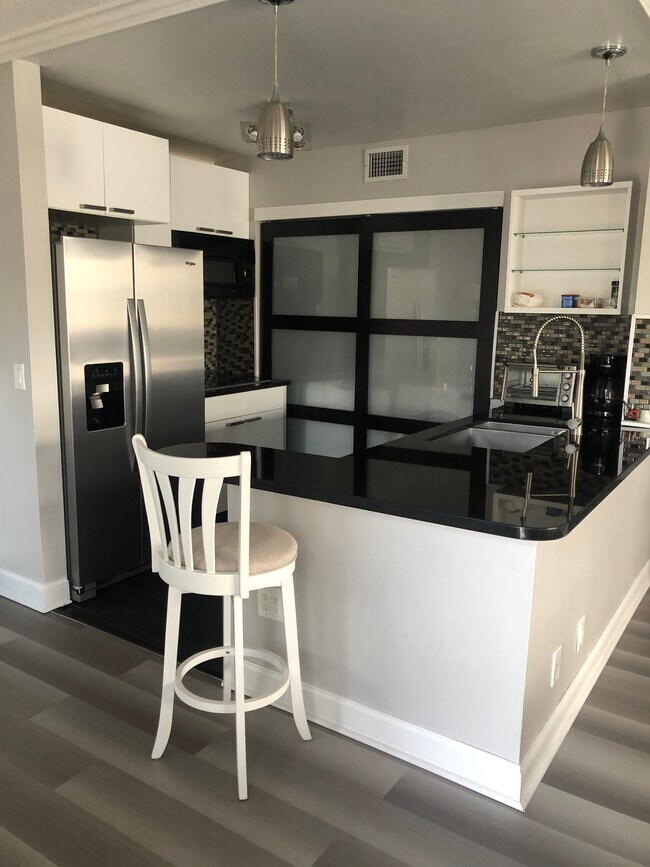 Kitchen - 4201 S Ocean Blvd