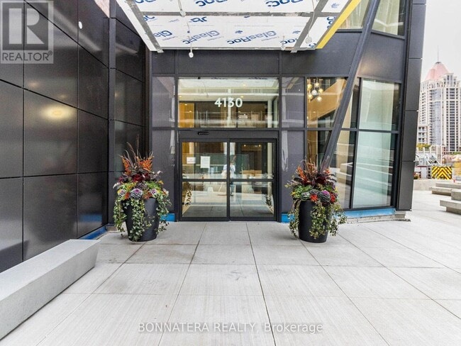 Building Photo - 4130 Parkside Village Dr