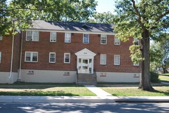 Building Photo - 6209 Edgewood Rd