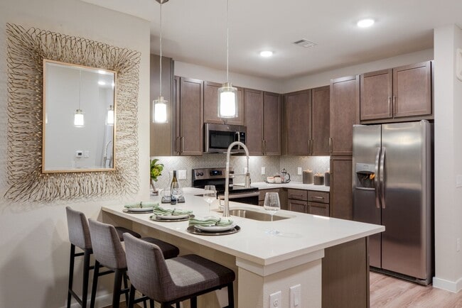 Building Photo - Winward at Telge Crossing