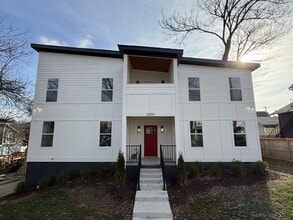 Building Photo - 2808 Gear St