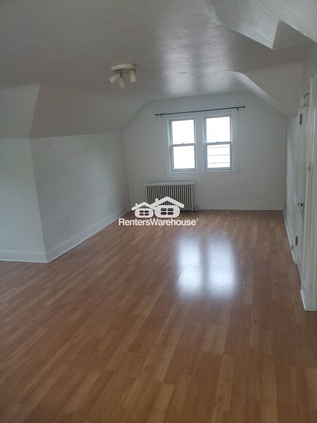 Foto del edificio - 3028 14th Ave S