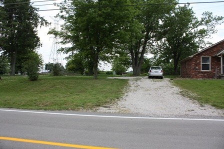 Foto del edificio - 1504 Campbellsville Rd