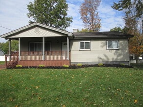 Building Photo - 3968 Staatz Dr