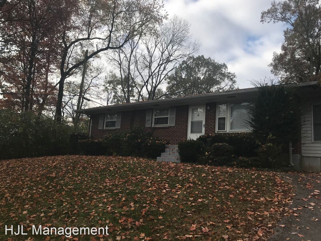 Primary Photo - 3 br, 1 bath House - 244 Donelson Hills Drive