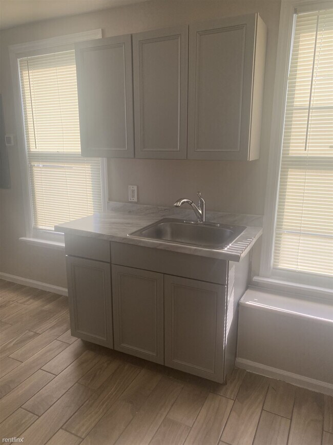 Foto del edificio - 2 br, 1 bath Condo - 4629 Pennington Avenue