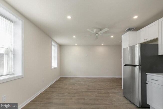 Building Photo - 1300 Bigler St