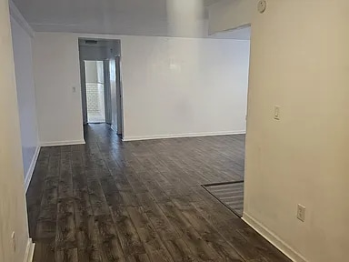 Foto del edificio - 11720 Edgewater Dr