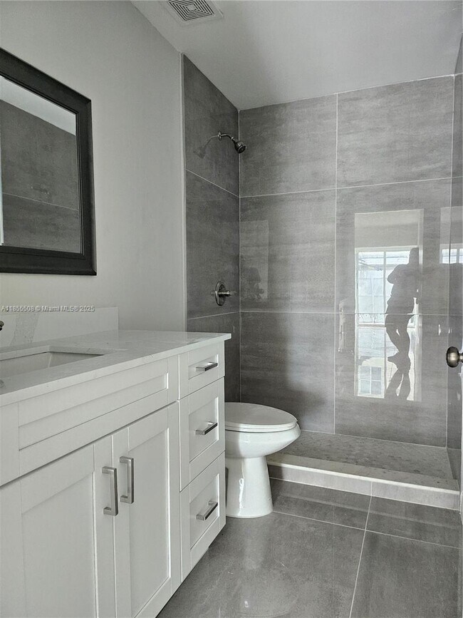 Foto del edificio - 16165 SW 139th Ave