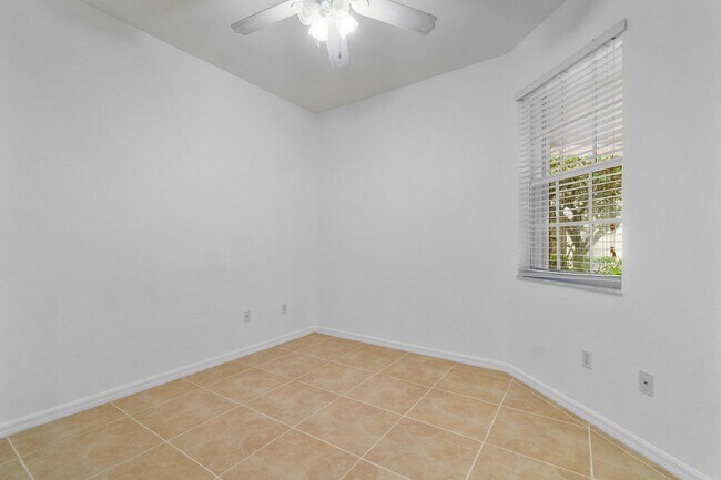 Foto del edificio - 2156 Wingate Bend
