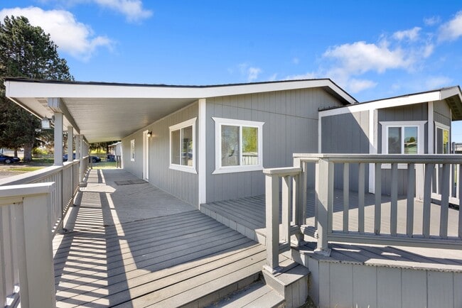 Foto del edificio - 614 S Andes Rd