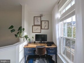 Building Photo - 2922 Huntington Grove Square