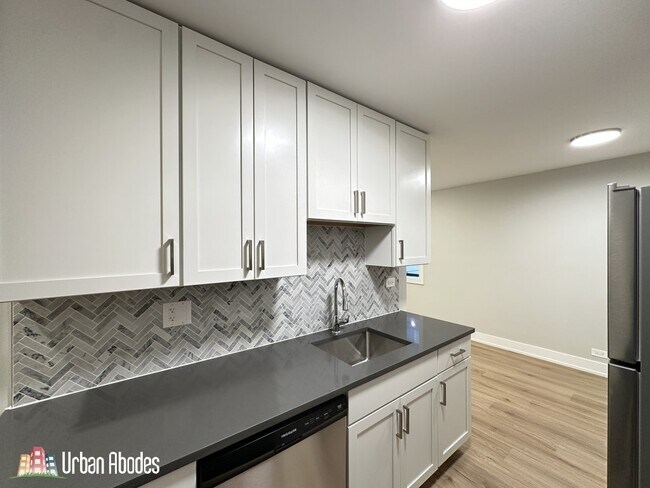 Foto del edificio - 533 W Aldine Ave