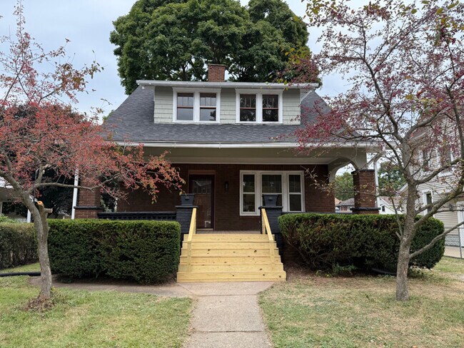 Foto del edificio - 420 6th St NE