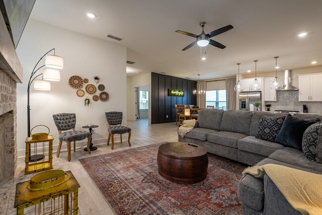 Building Photo - 51 Puckett Rd SE