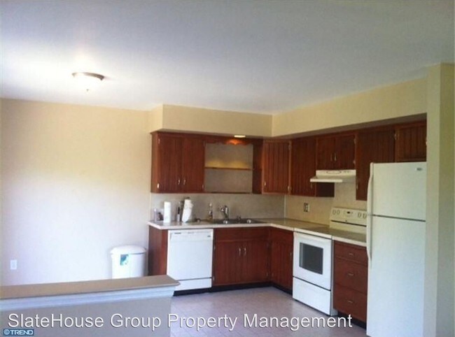 Building Photo - 2529 McKinley Ave
