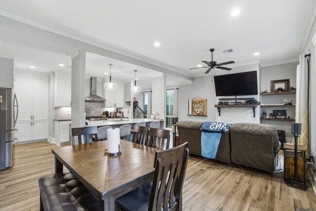 Foto del edificio - 421 St Thomas Ln