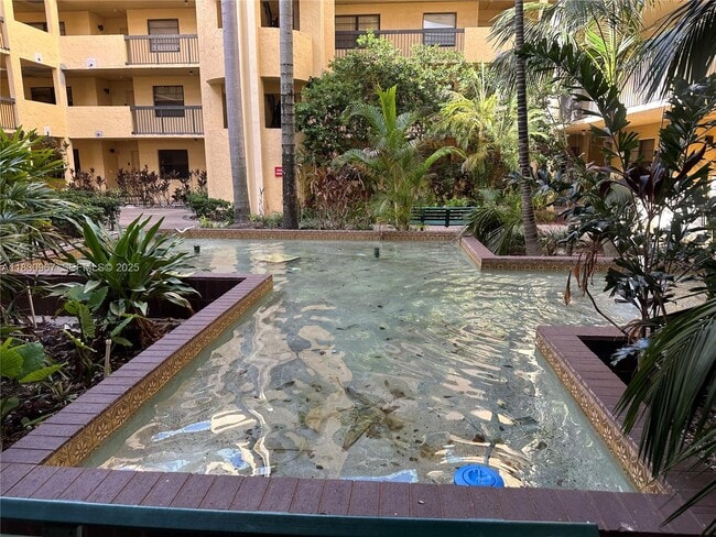 Foto del edificio - 6575 W Oakland Park Blvd