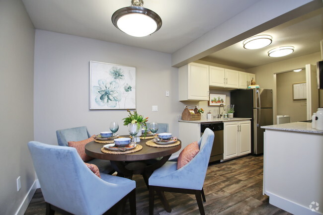 Dining Room - Campbell Run