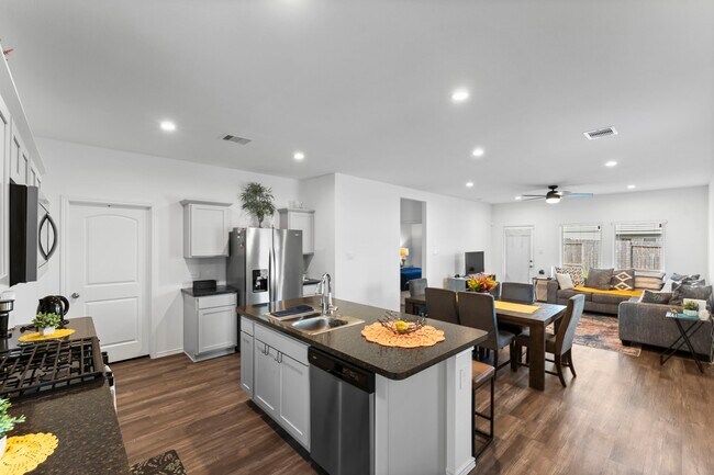 Building Photo - 24227 Oriole Summit Dr