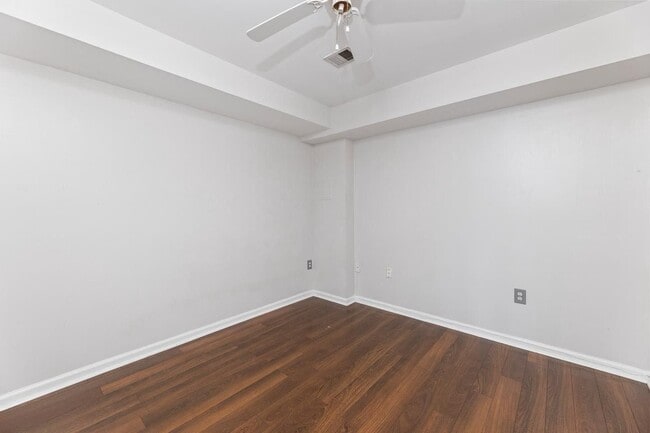 Building Photo - 3343 Cape May Ct