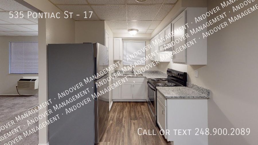 525 535 Pontiac St Unit 17, Oxford, MI 48371 Room for Rent in