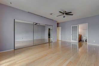 Building Photo - 3800 Tanglewilde St