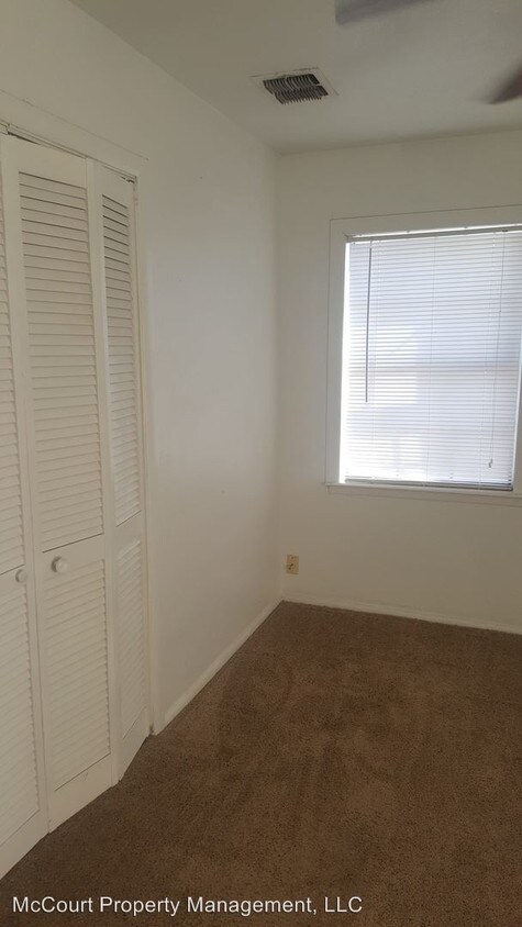 Foto del edificio - 3113 Kessler Ave
