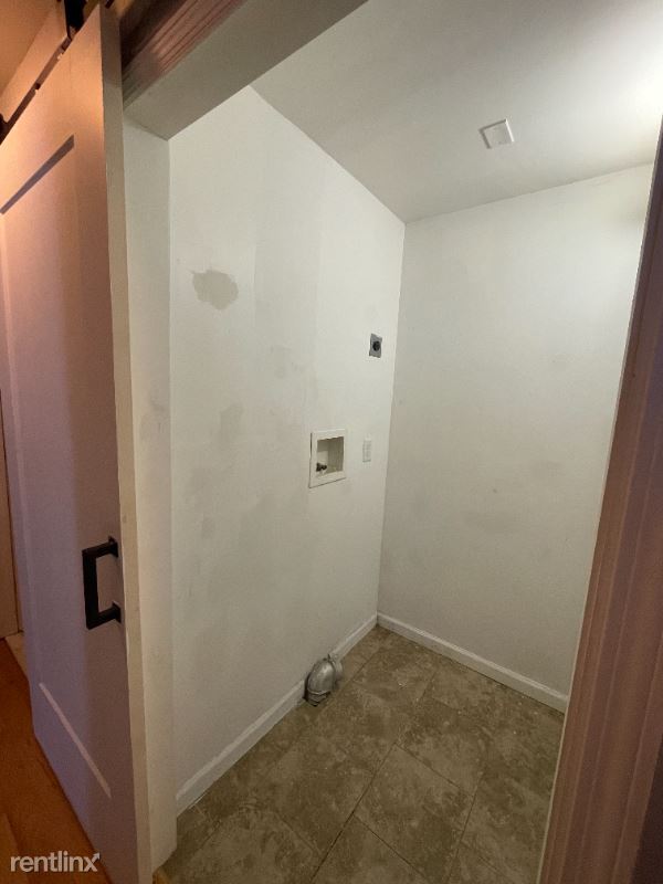 Foto del edificio - 3 br, 2 bath Townhome - 205 Tallow Wood Dr