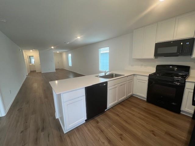 Building Photo - 2215 Cyclone Dr