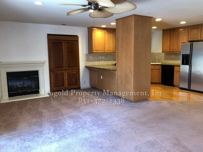Building Photo - Recently Remodeled, Beautiful, Two-Story H...