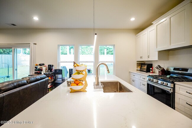Foto del edificio - 7707 Cottage Cove Way
