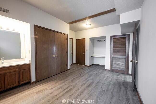 Foto del edificio - 3715 N Meridian St