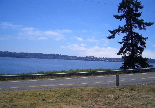 Foto del edificio - 1332 Penn Cove Rd