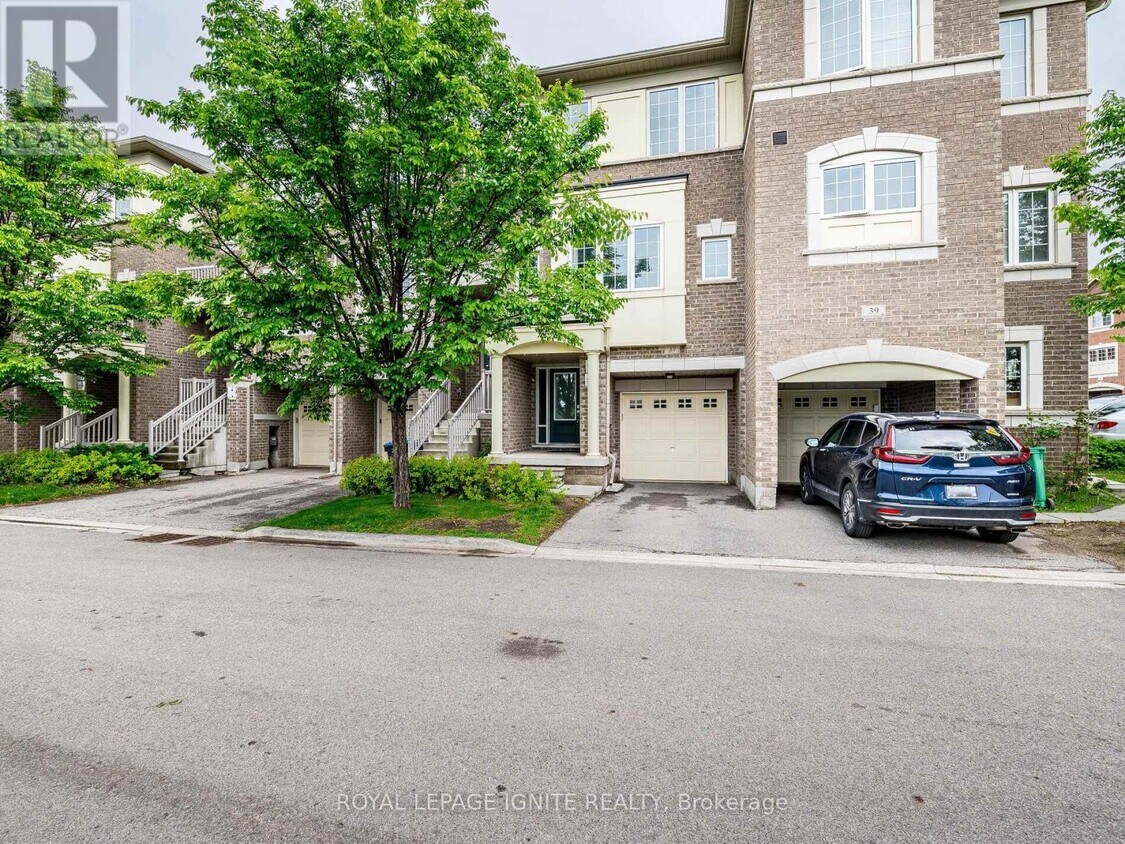 Primary Photo - 37-37 Aspen Hills Rd