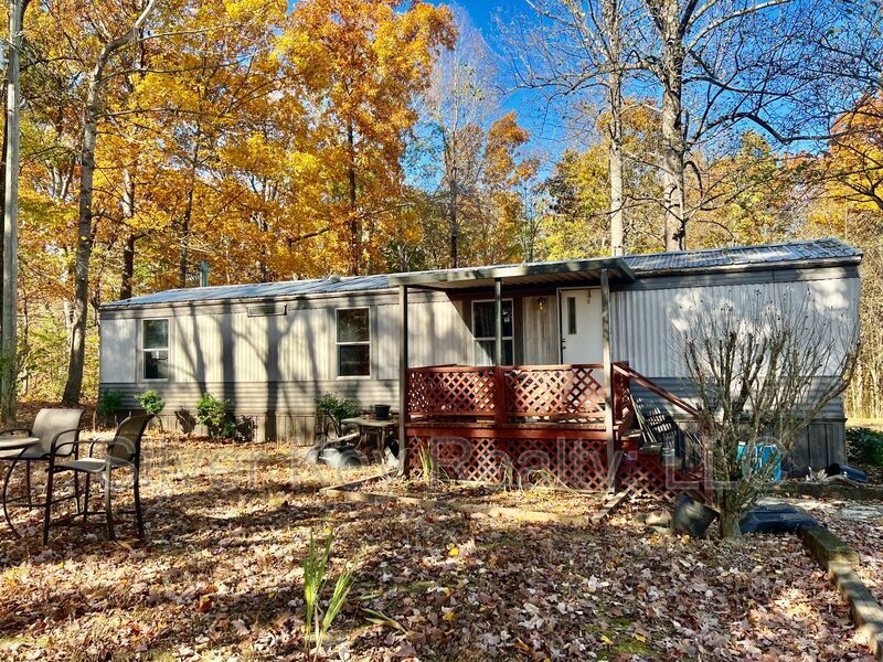 2465 Niles Ferry Rd, Madisonville, TN 37354 House Rental in