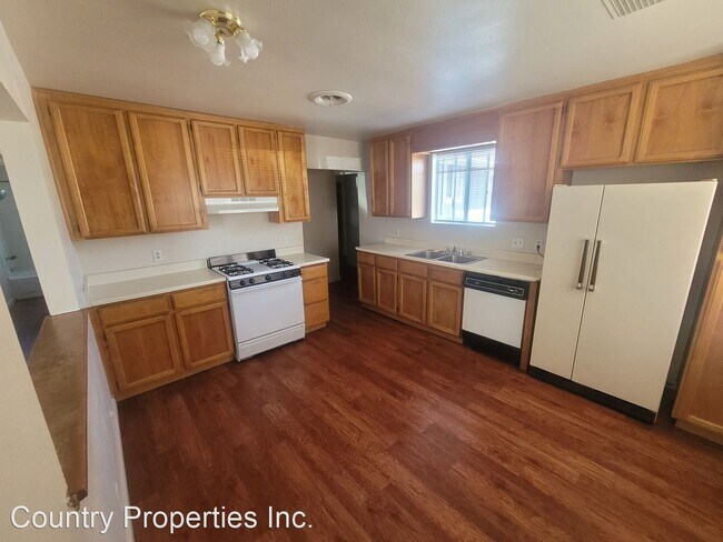 Building Photo - 3 br, 2 bath House - 1622 Cottonwood St.