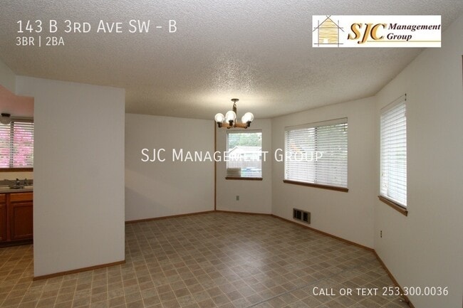 Building Photo - 143 3rd Ave SW