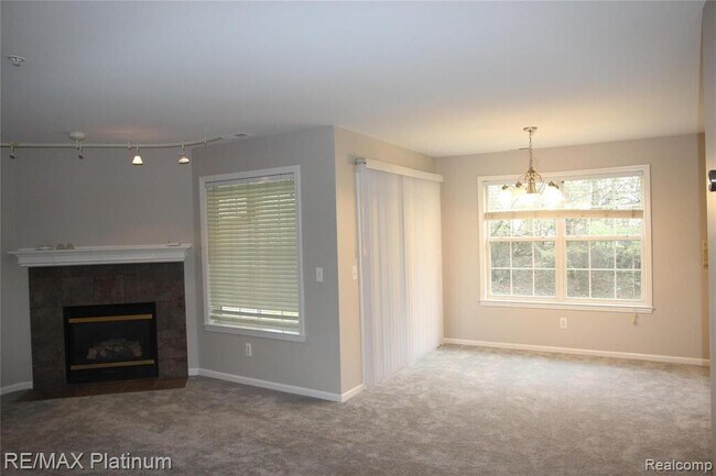 Foto del edificio - 2868 Barclay Way