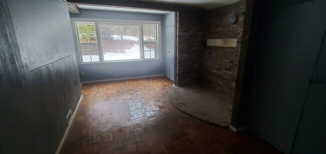 Foto del edificio - 83 Mason Rd