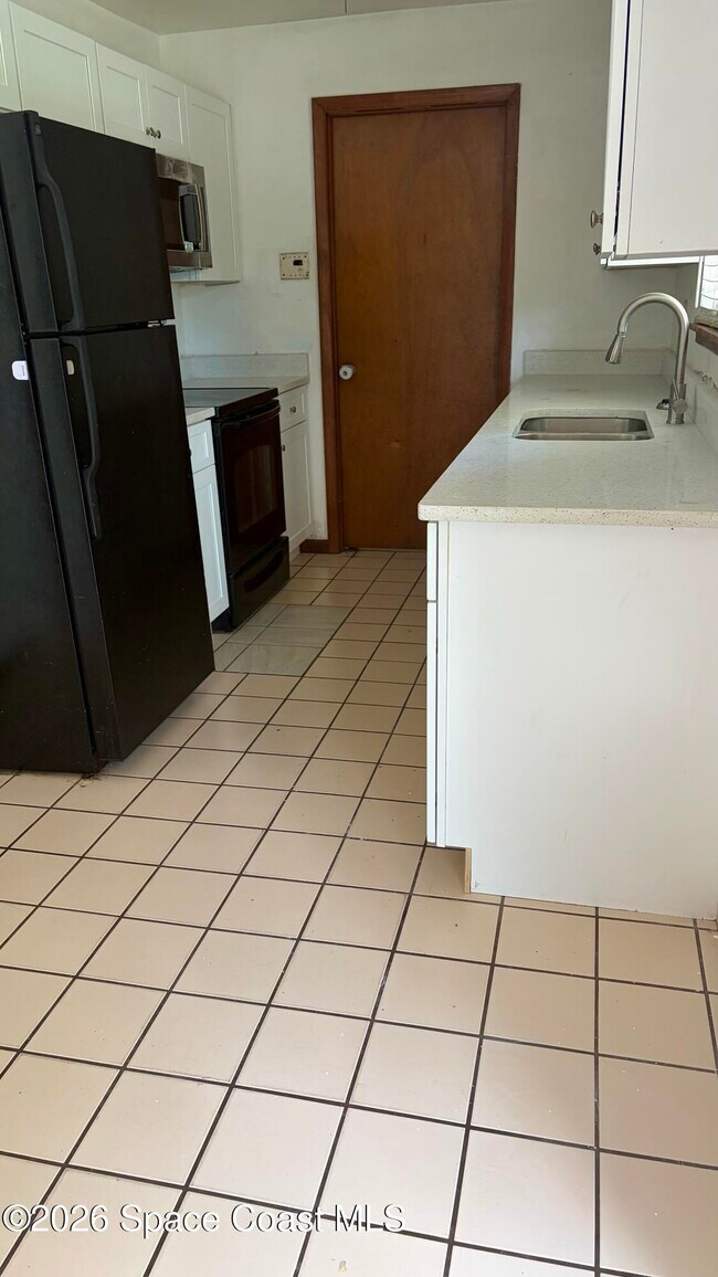 Foto del edificio - 2532 Palmetto Dr