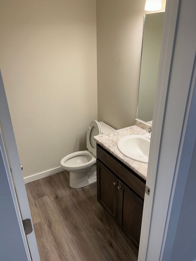 Foto del edificio - 701 13th St