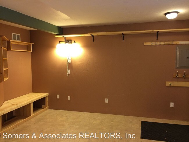 Building Photo - 389 Lanni Ave