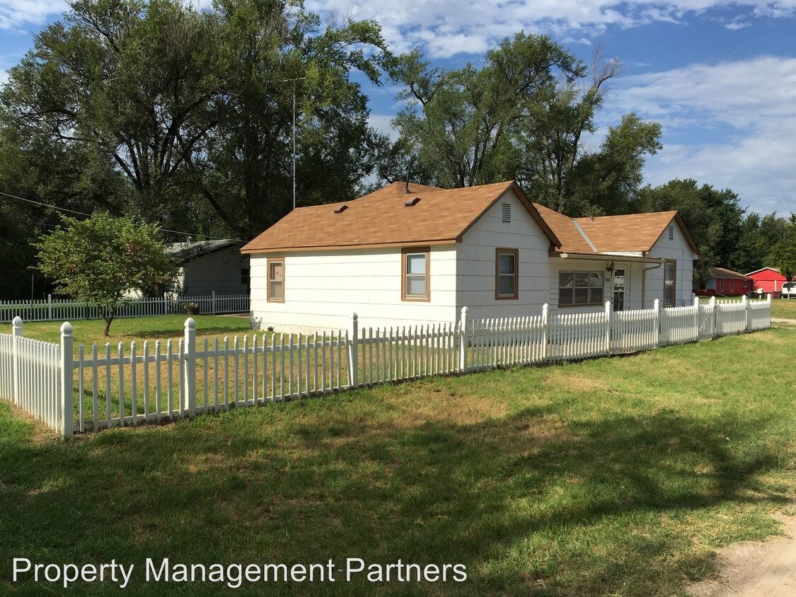 548 N Doris St, Wichita, KS 67212 House Rental in Wichita, KS