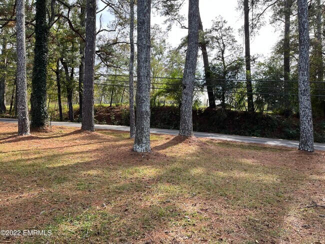 Foto del edificio - 3509 Causeyville Rd